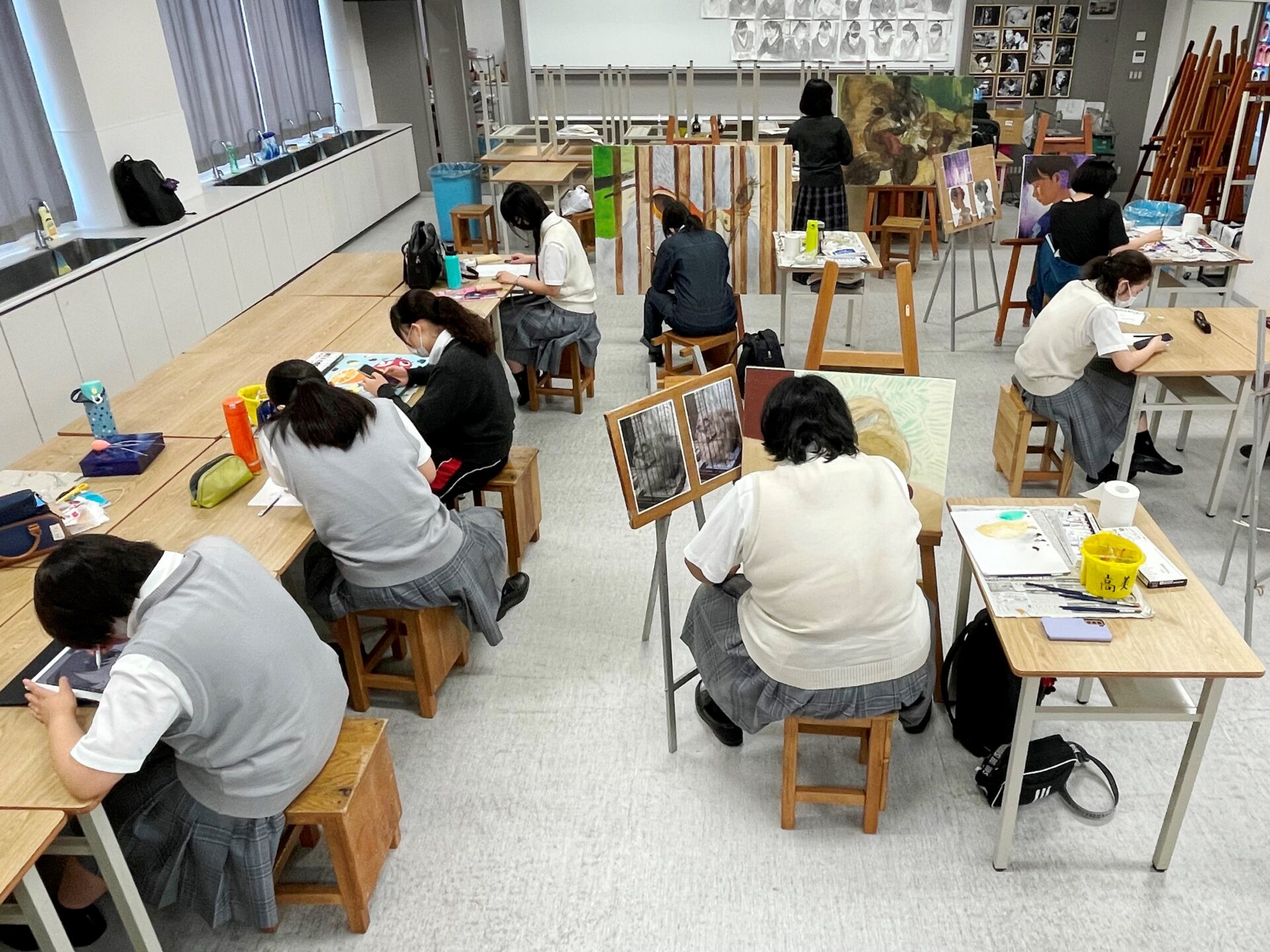 Web文化祭の準備をしています 埼玉栄中学 高等学校